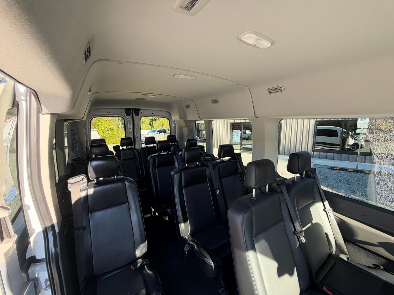 Ford Transit 350 Wagon Med. Roof XL w/Sliding Pass. 148-in. WB 2020
