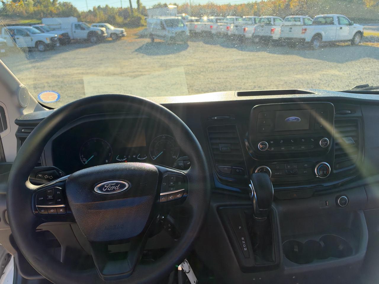 Ford Transit 350 Wagon Med. Roof XL w/Sliding Pass. 148-in. WB 2020