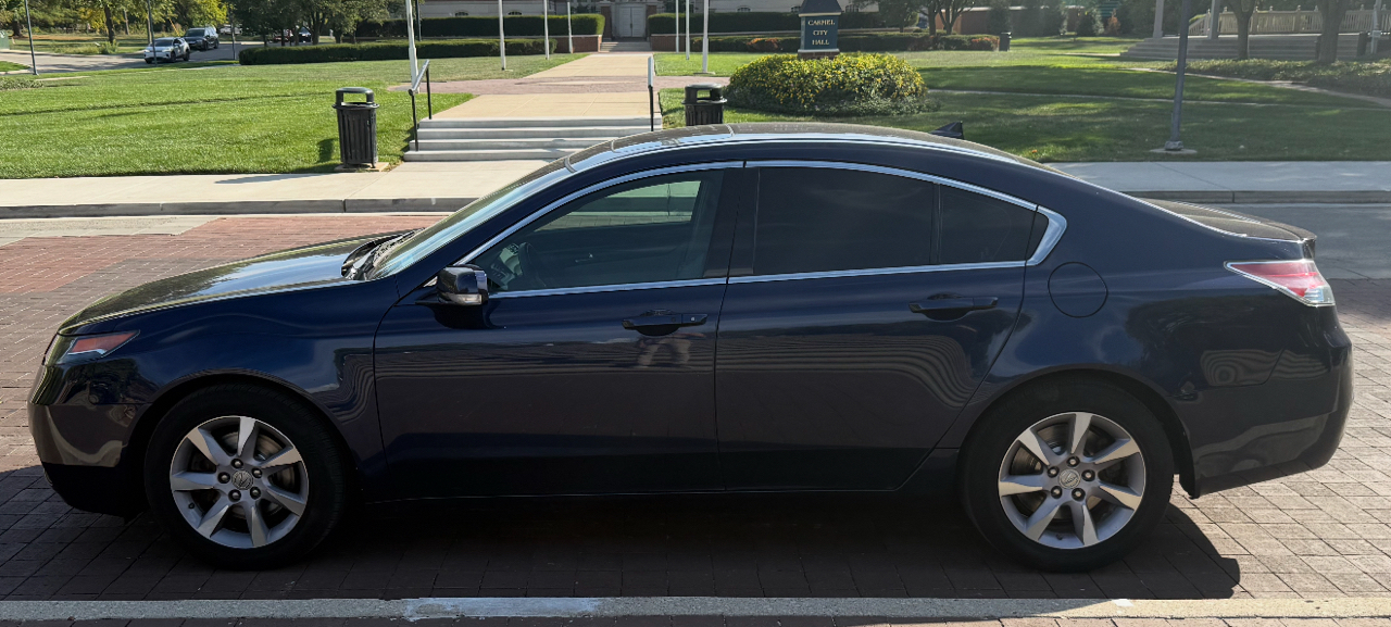 Acura TL 6-Speed AT with Tech Package and 18-In. WP 2014 Acura TL 6-Speed AT with Tech Package and 18-In. WP 2014