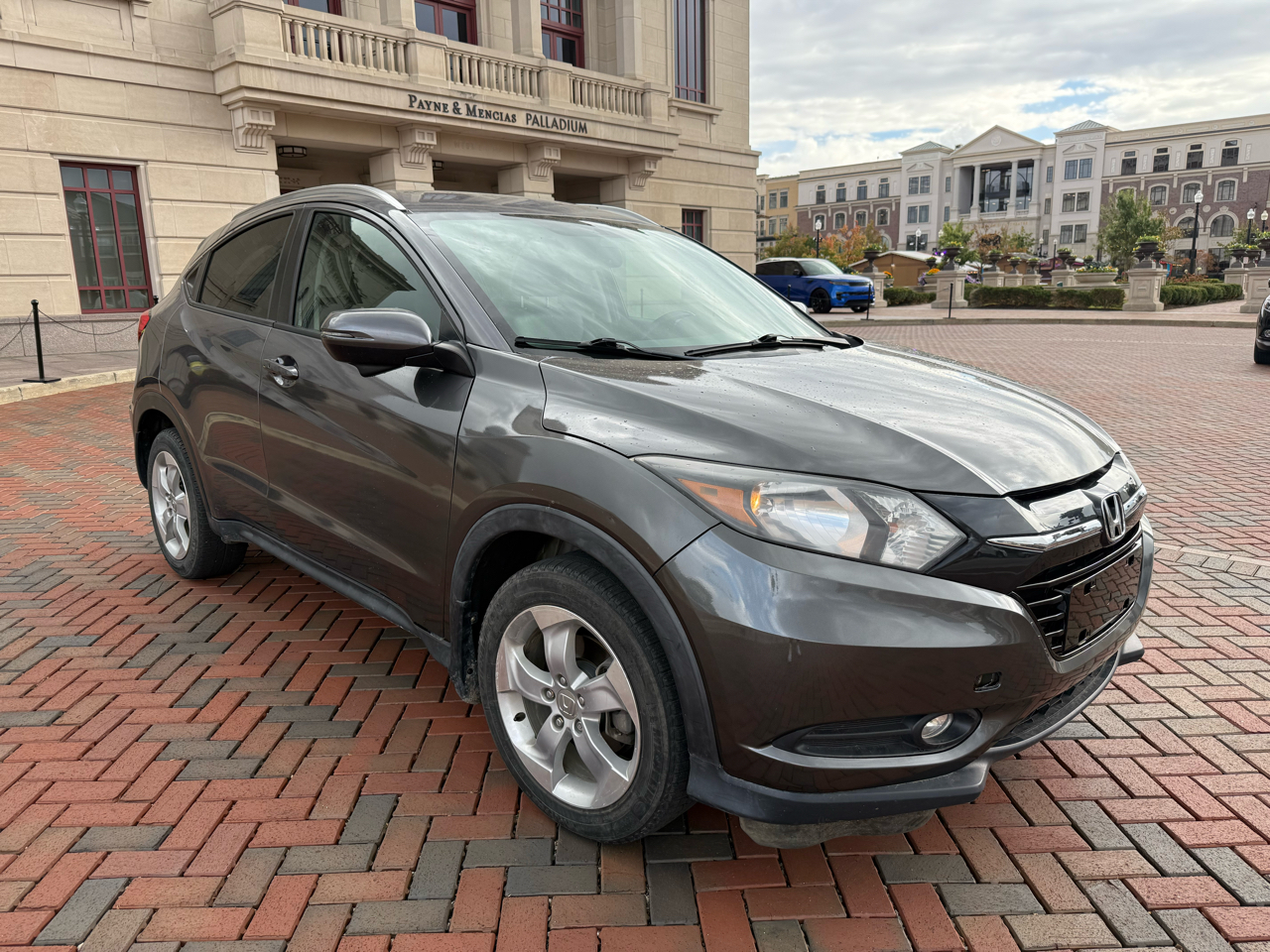 Honda HR-V EX-L w/Navigation 4WD CVT 2016 Honda HR-V EX-L w/Navigation 4WD CVT 2016