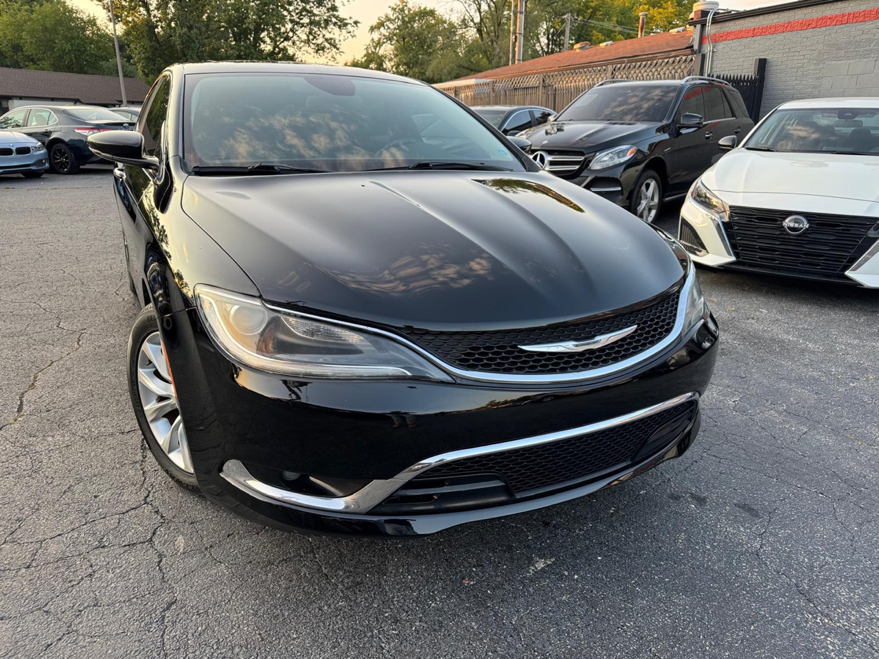 2016 Chrysler 200 C's photo