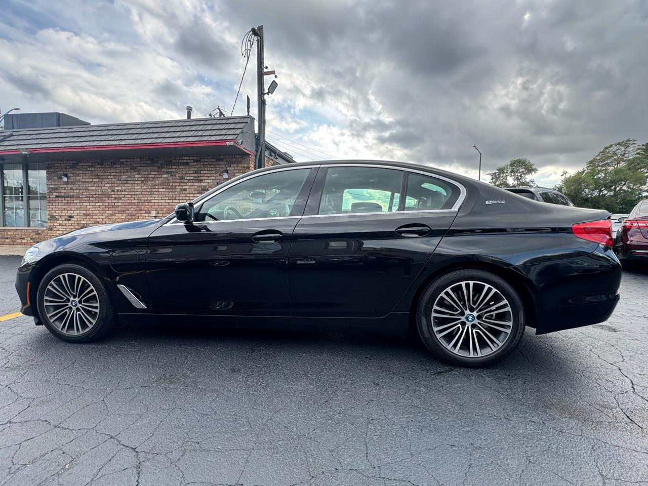 2019 Bmw 530e xDrive Sedan photo 3