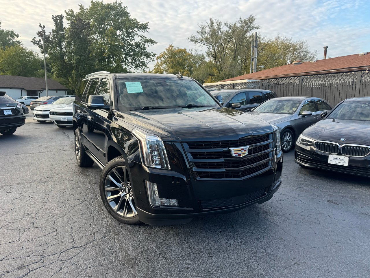 2020 Cadillac Escalade Premium Luxury's photo