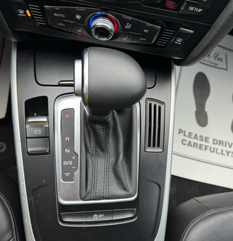 Audi A4 4dr Sdn Auto quattro 2.0T Premium 2014