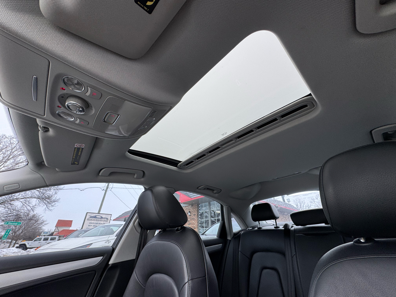 Audi A4 4dr Sdn Auto quattro 2.0T Premium 2014