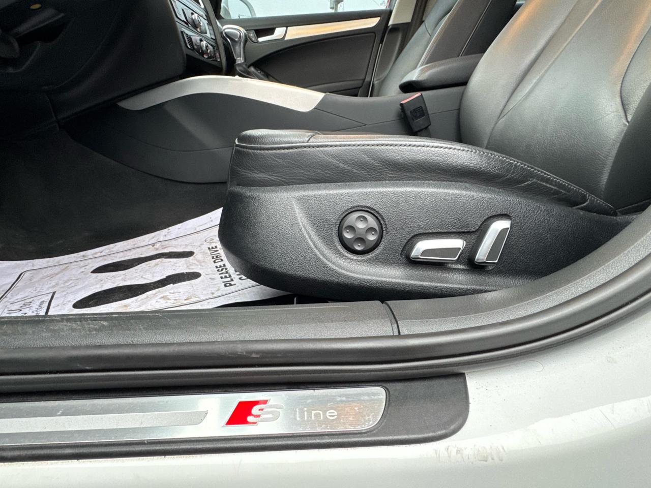 Audi A4 4dr Sdn Auto quattro 2.0T Premium 2014