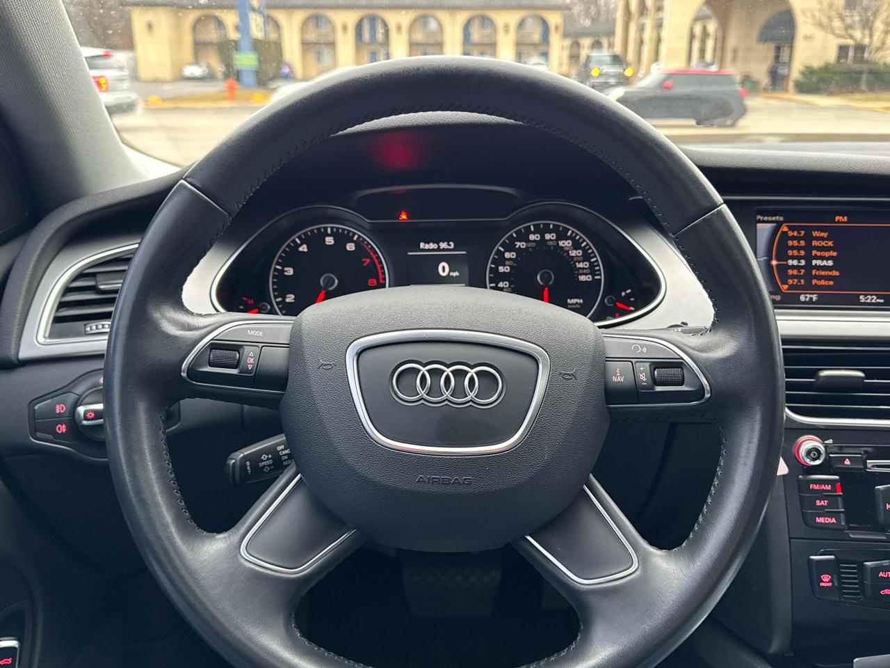 Audi A4 4dr Sdn Auto quattro 2.0T Premium 2014