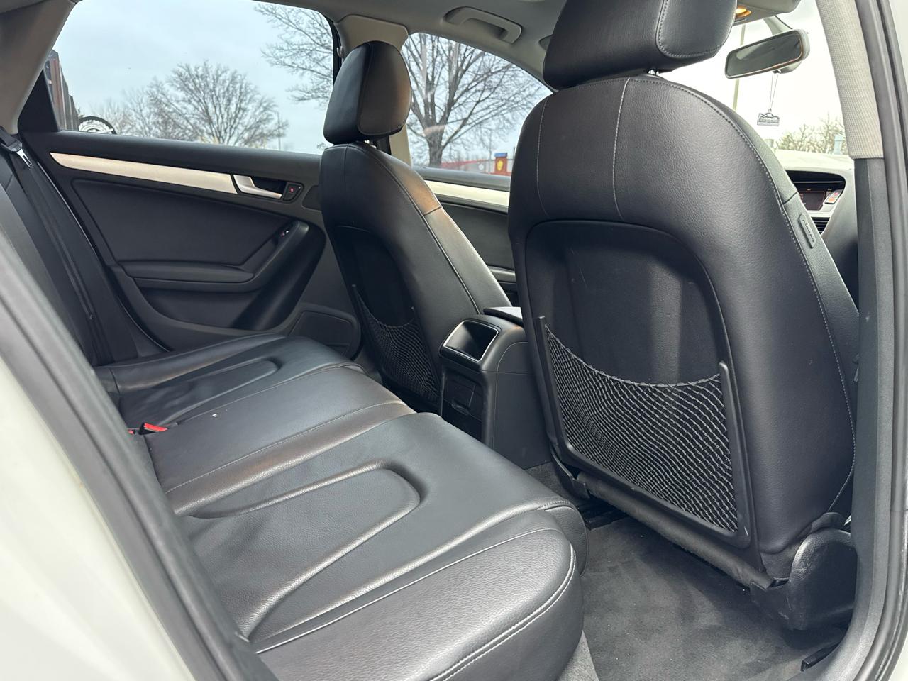 Audi A4 4dr Sdn Auto quattro 2.0T Premium 2014