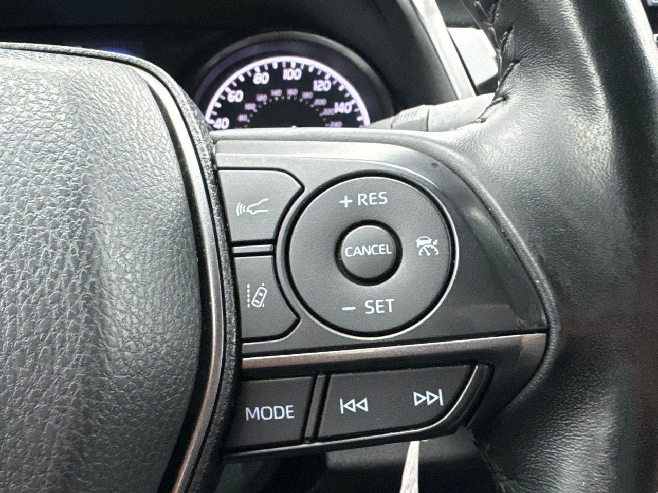 Toyota Camry 2014.5 4dr Sdn I4 Auto SE Sport (Natl) 2023