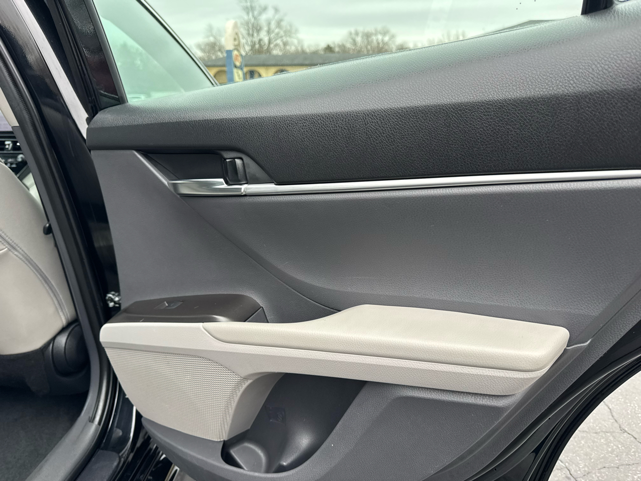 Toyota Camry 2014.5 4dr Sdn I4 Auto SE Sport (Natl) 2023