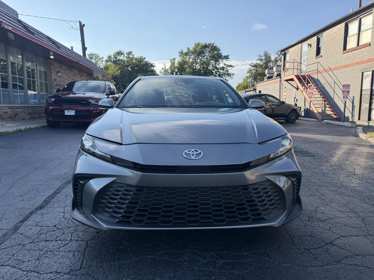Toyota Camry 2014.5 4dr Sdn I4 Auto SE (Natl) 2025