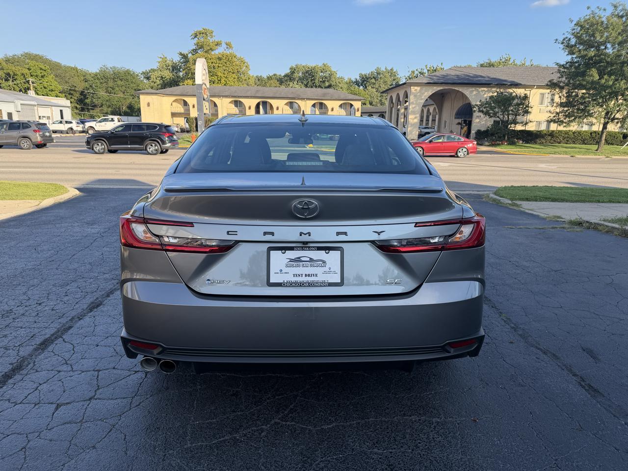 Toyota Camry 2014.5 4dr Sdn I4 Auto SE (Natl) 2025
