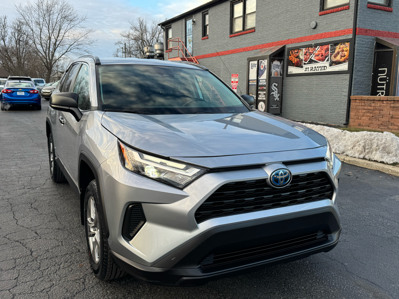 Toyota RAV4 Hybrid LE AWD (Natl) 2024