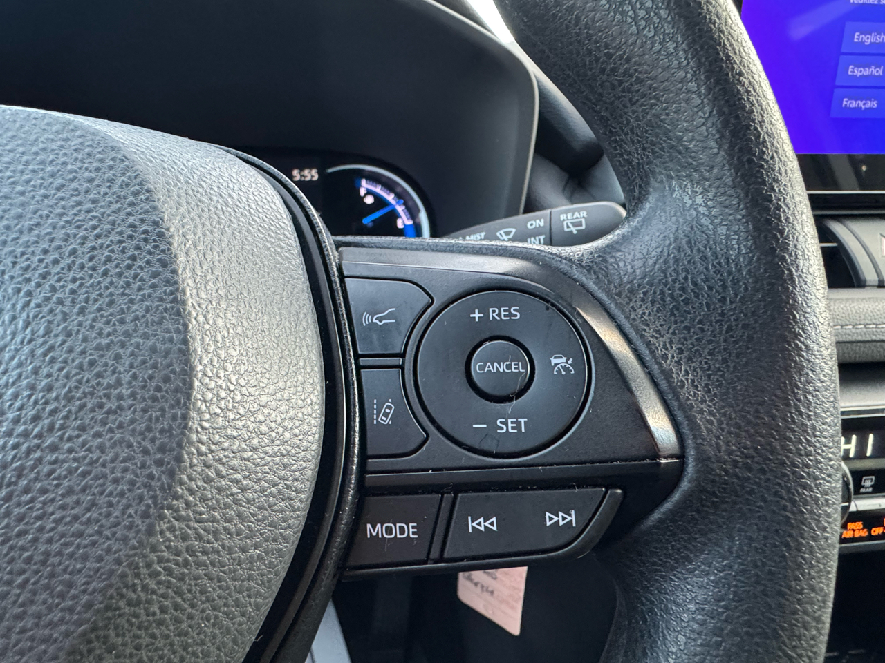 Toyota RAV4 Hybrid LE AWD (Natl) 2024