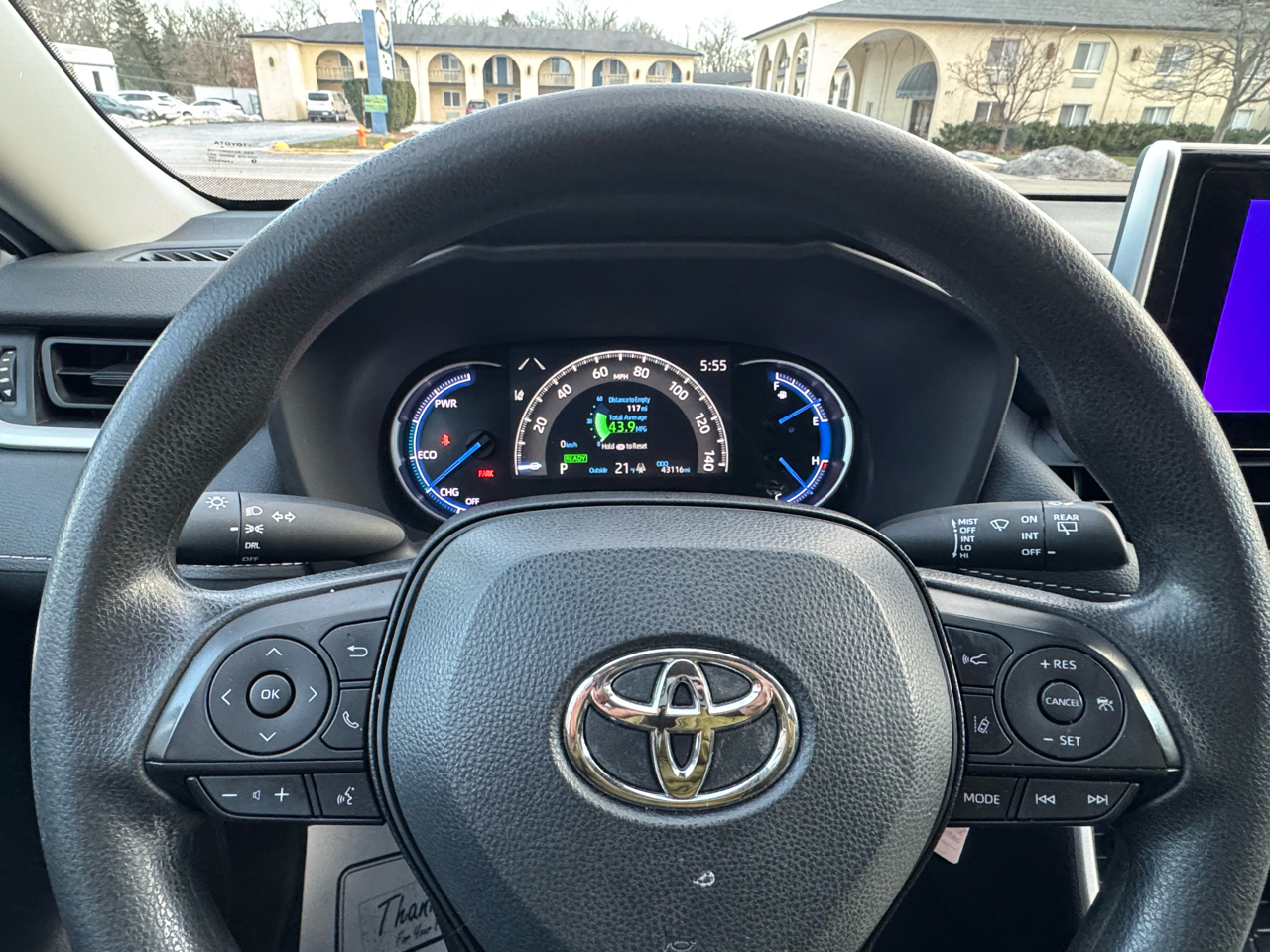 Toyota RAV4 Hybrid LE AWD (Natl) 2024