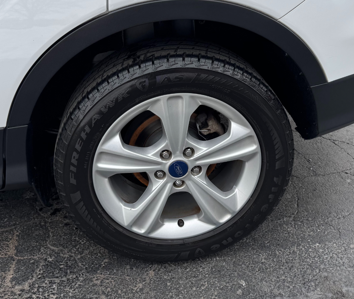 Ford Escape FWD 4dr SE 2015