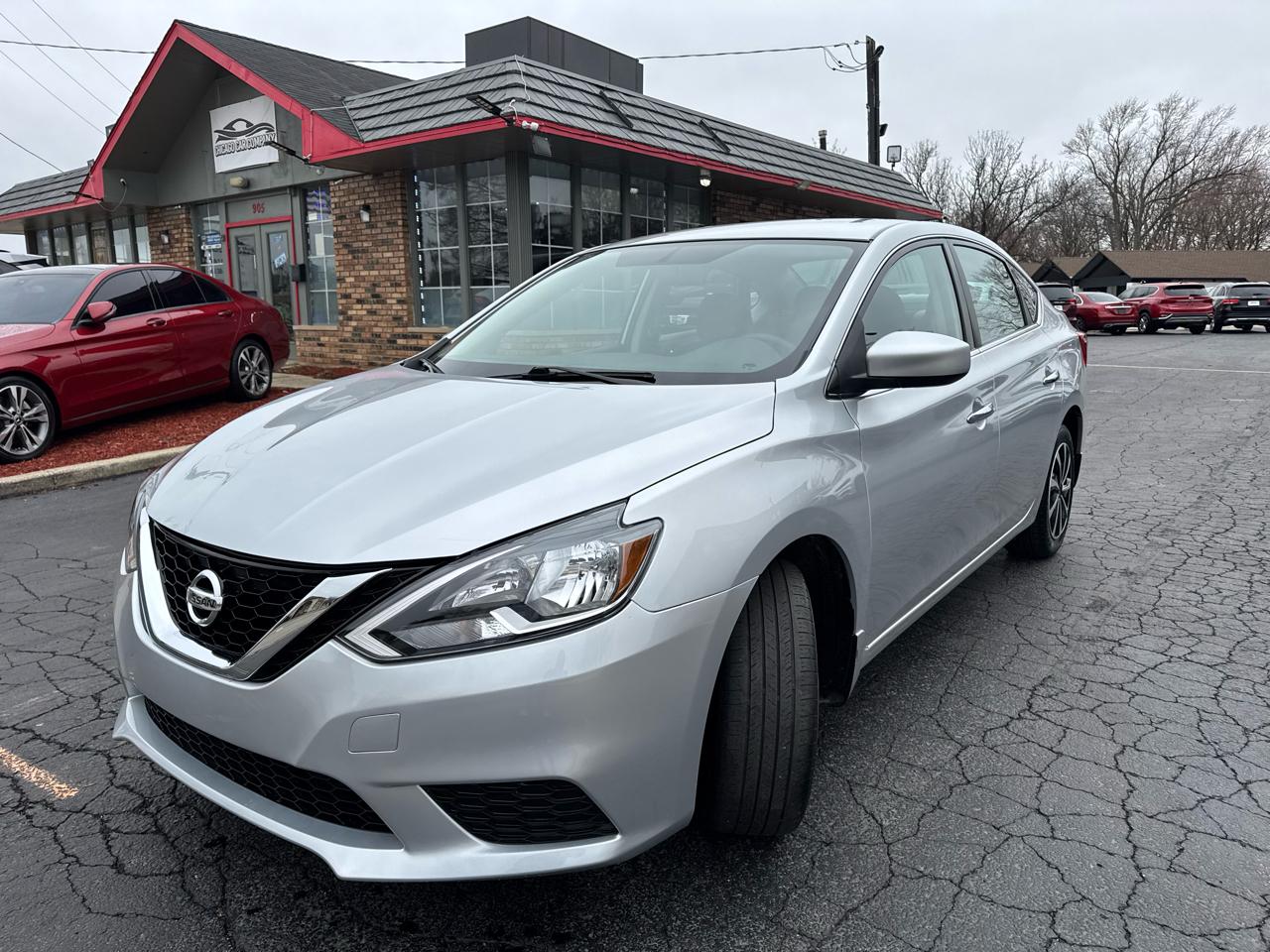 Nissan Sentra 4dr Sdn I4 CVT S 2016