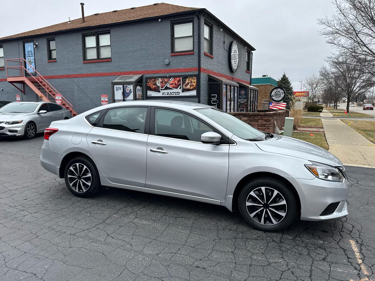 Nissan Sentra 4dr Sdn I4 CVT S 2016