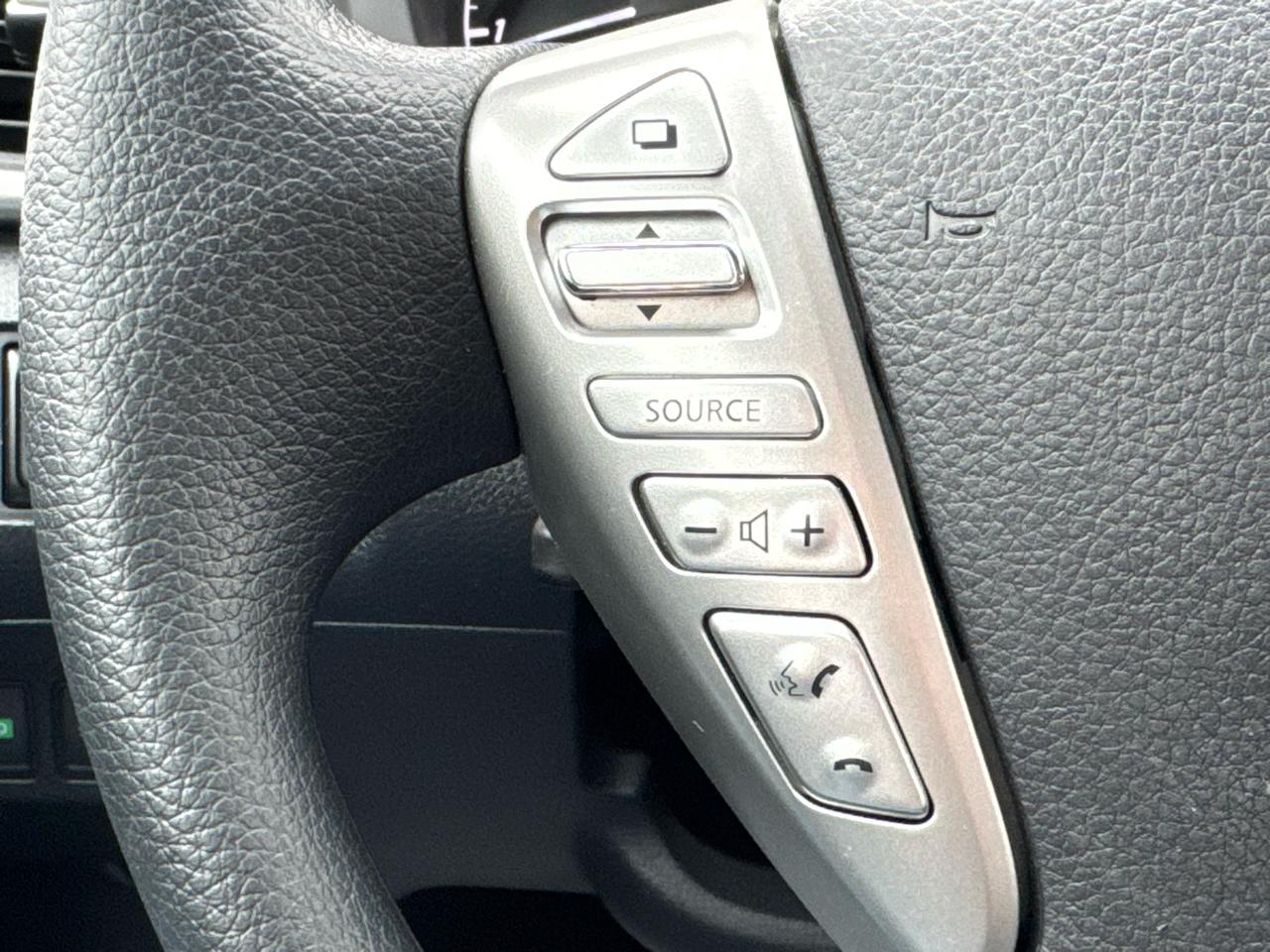 Nissan Sentra 4dr Sdn I4 CVT S 2016