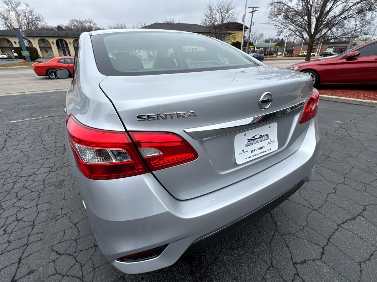 Nissan Sentra 4dr Sdn I4 CVT S 2016