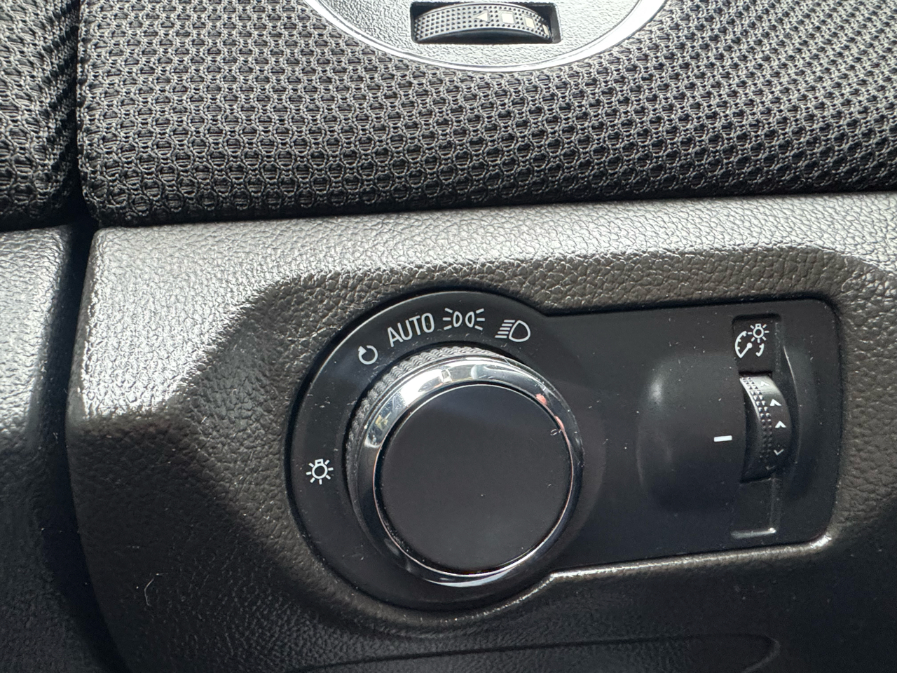 Chevrolet Cruze 4dr Sdn Auto 1LT 2015