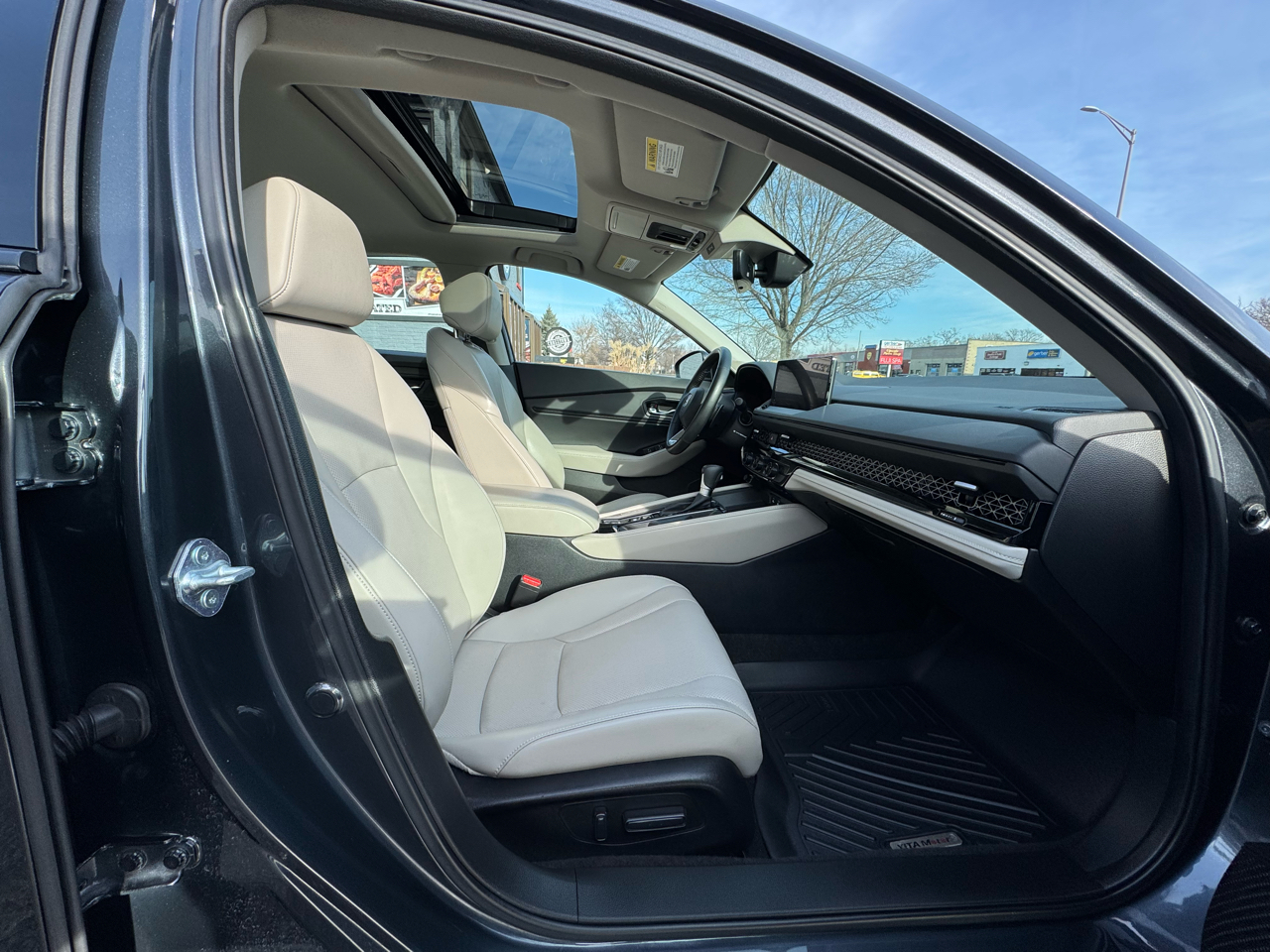 Honda Accord Hybrid Touring Sedan 2024