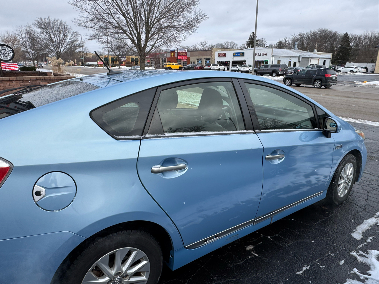 Toyota Prius Plug-In 5dr HB (Natl) 2014