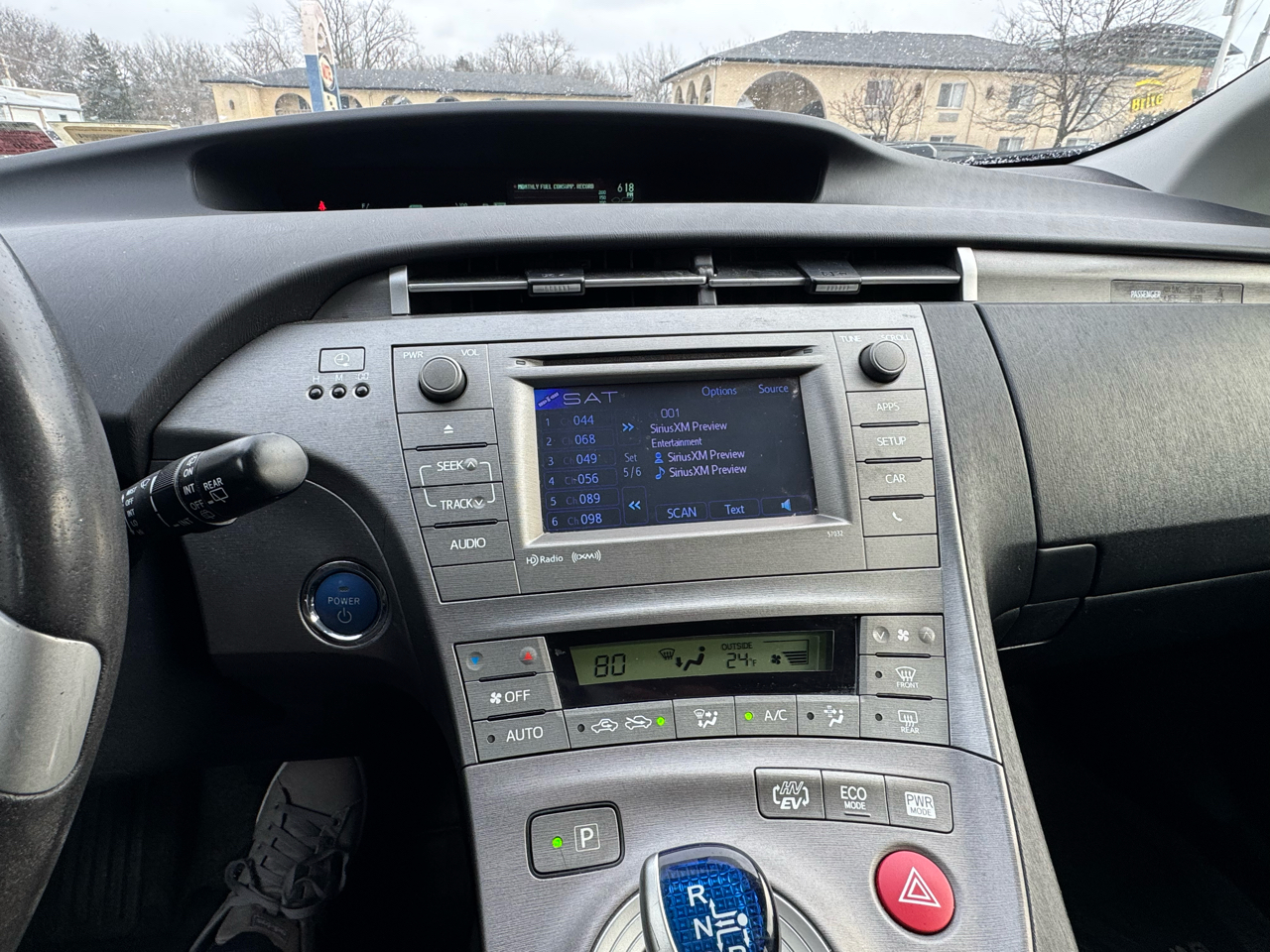 Toyota Prius Plug-In 5dr HB (Natl) 2014