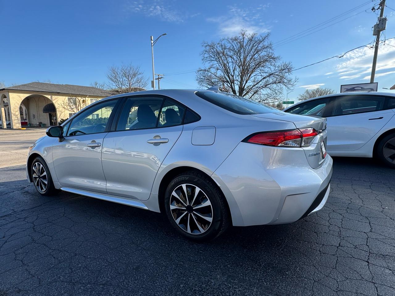 Toyota Corolla LE CVT (Natl) 2022