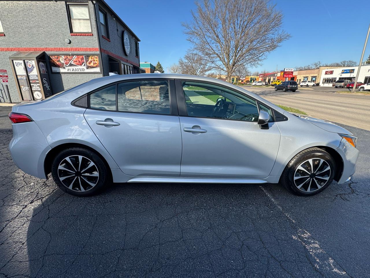 Toyota Corolla LE CVT (Natl) 2022