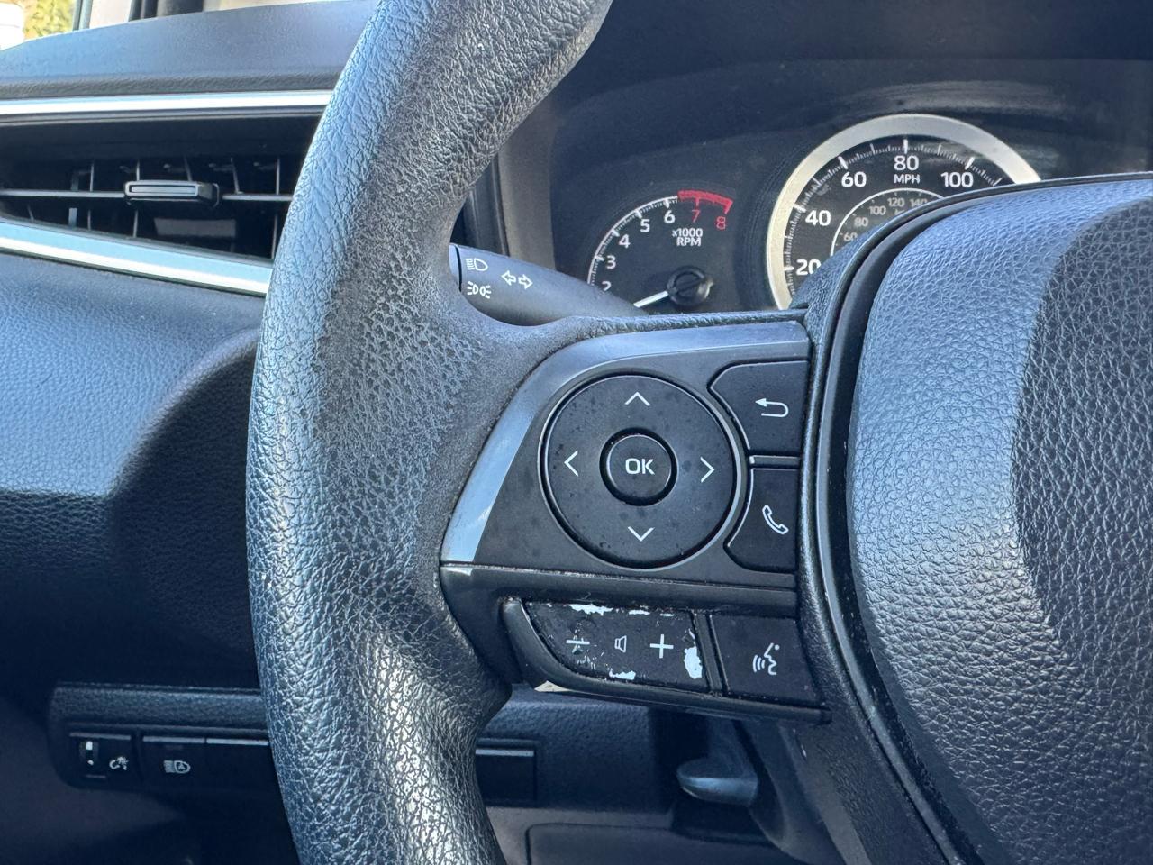 Toyota Corolla LE CVT (Natl) 2022