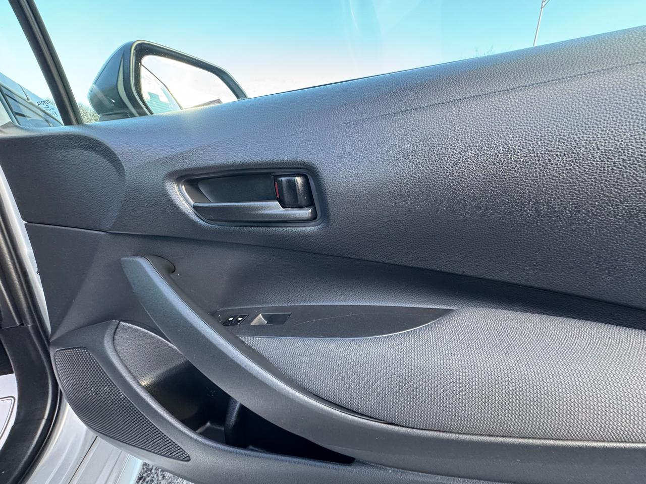 Toyota Corolla LE CVT (Natl) 2022