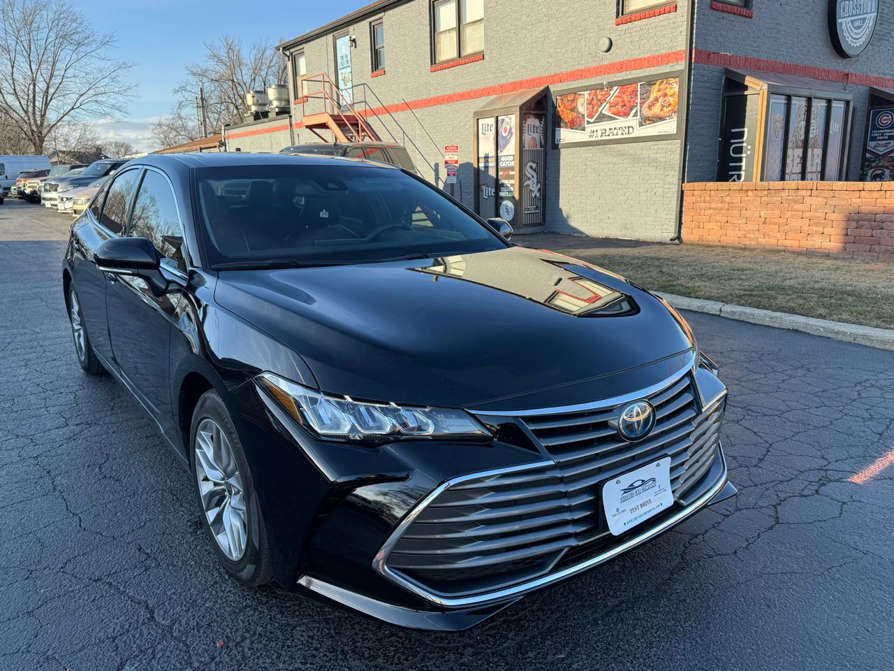 Toyota Avalon Hybrid XLE FWD (Natl) 2022