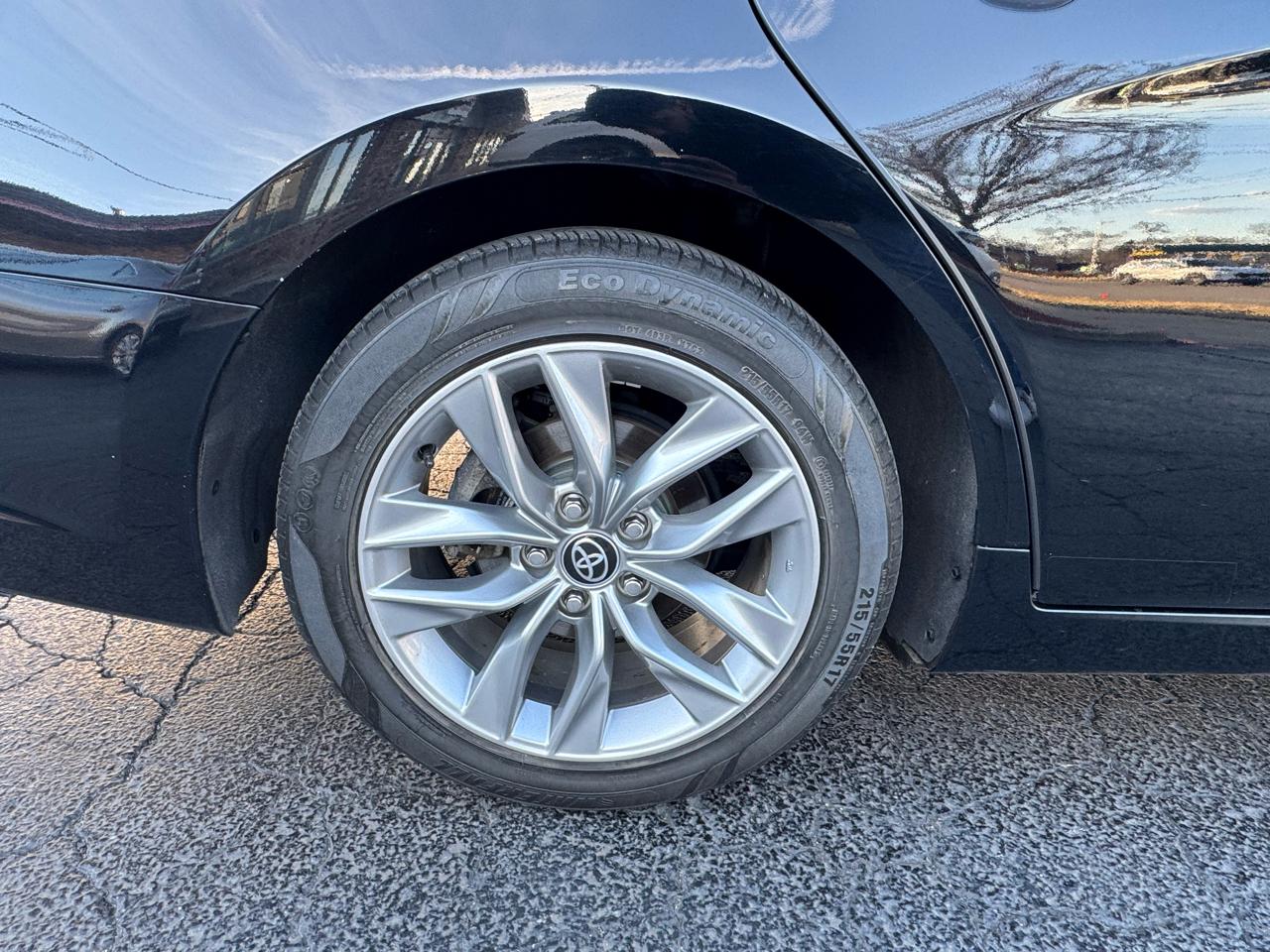 Toyota Avalon Hybrid XLE FWD (Natl) 2022