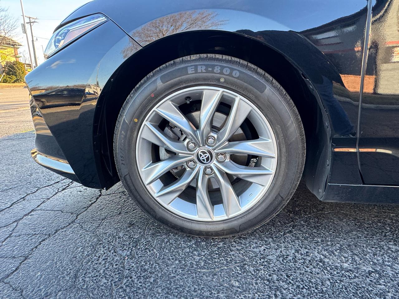 Toyota Avalon Hybrid XLE FWD (Natl) 2022