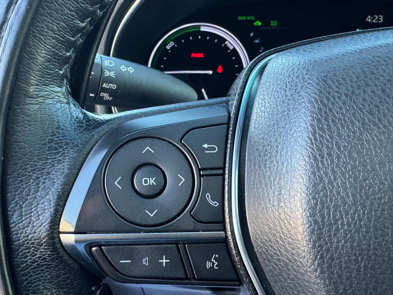 Toyota Avalon Hybrid XLE FWD (Natl) 2022