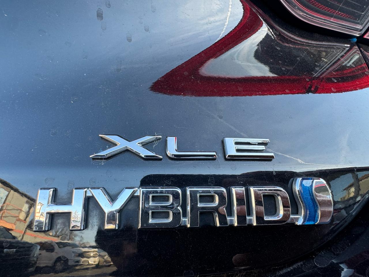 Toyota Avalon Hybrid XLE FWD (Natl) 2022