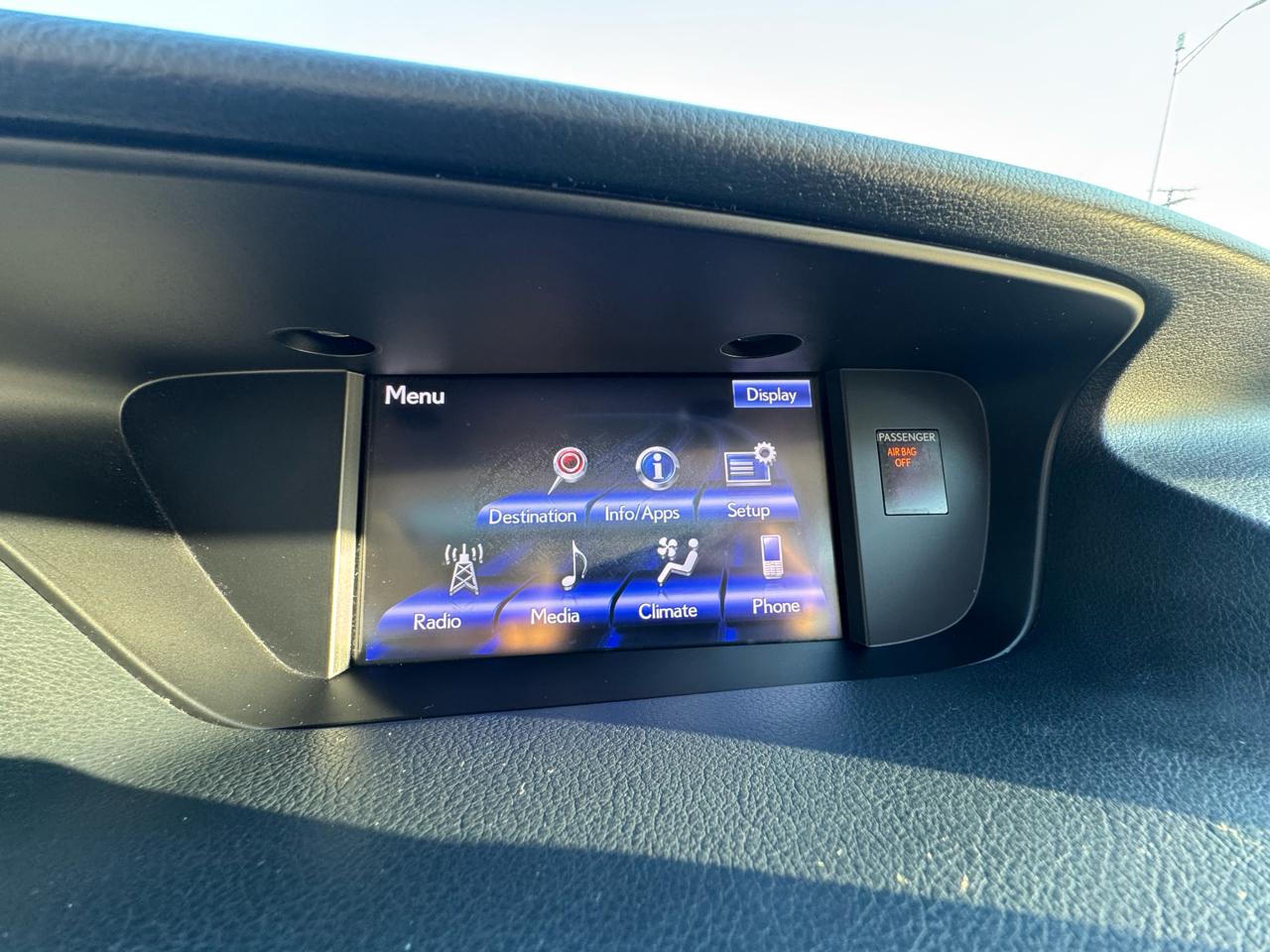 Lexus ES 300h 4dr Sdn Hybrid 2013