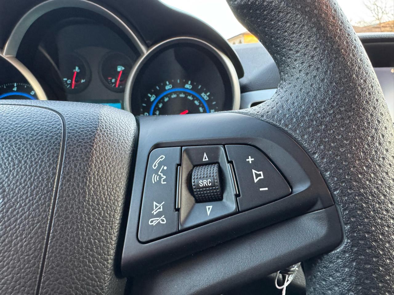 Chevrolet Cruze Limited 4dr Sdn Auto LT w/1LT 2016