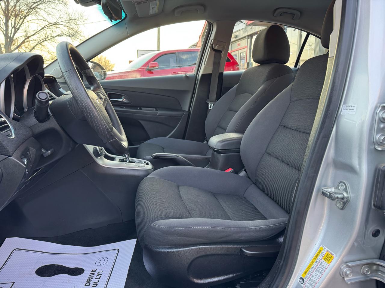 Chevrolet Cruze Limited 4dr Sdn Auto LT w/1LT 2016