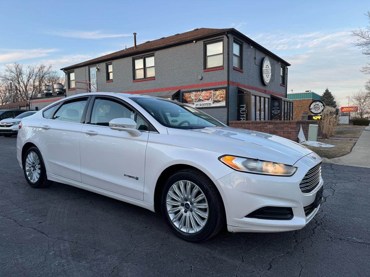 Ford Fusion 4dr Sdn SE Hybrid FWD 2015