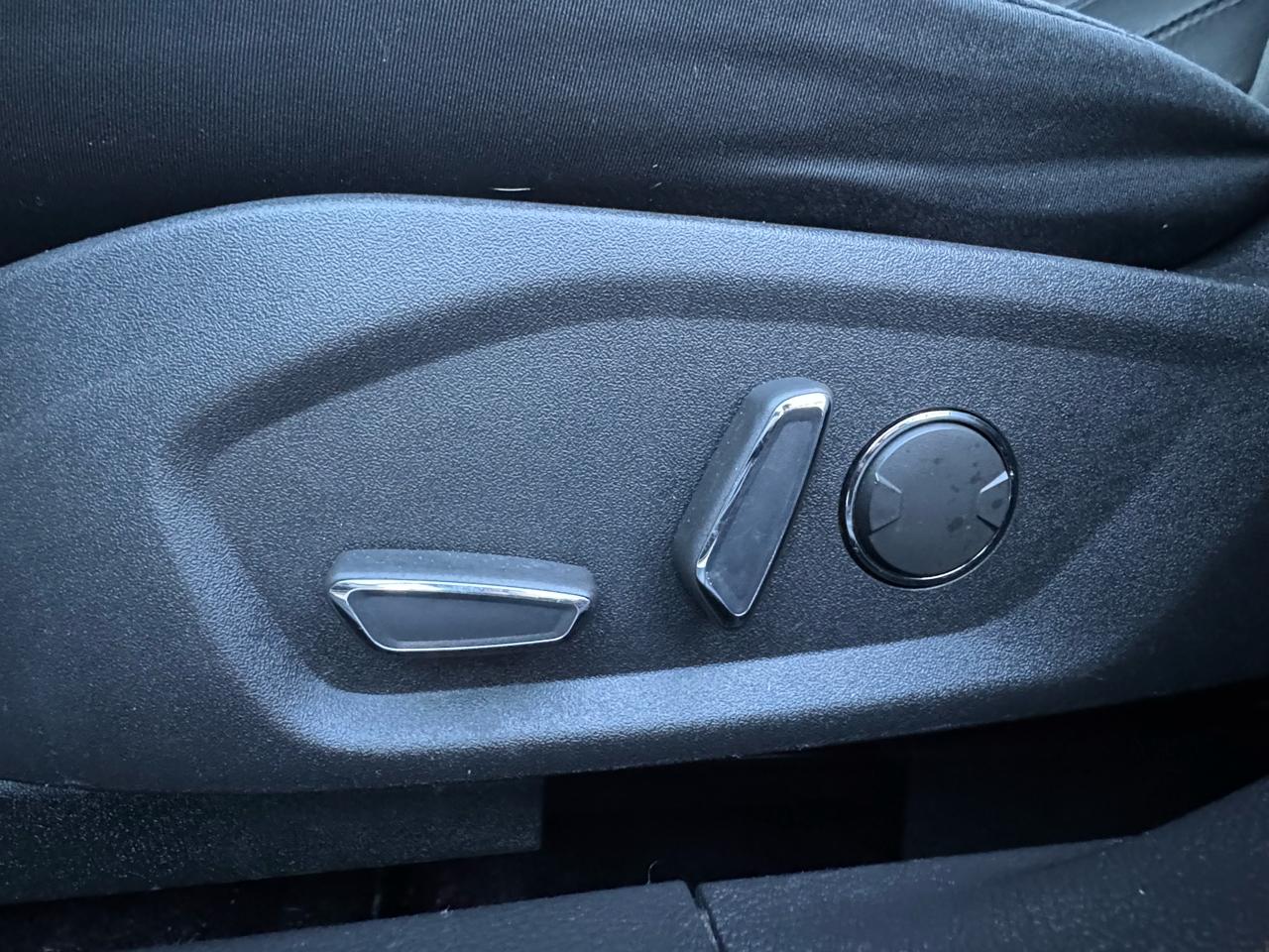 Ford Fusion 4dr Sdn SE Hybrid FWD 2015