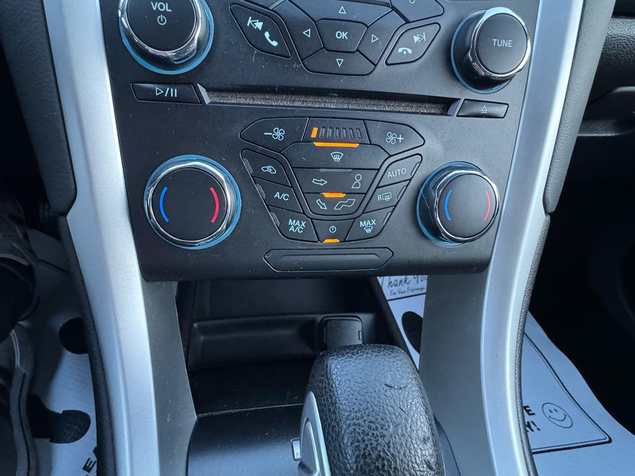 Ford Fusion 4dr Sdn SE Hybrid FWD 2015