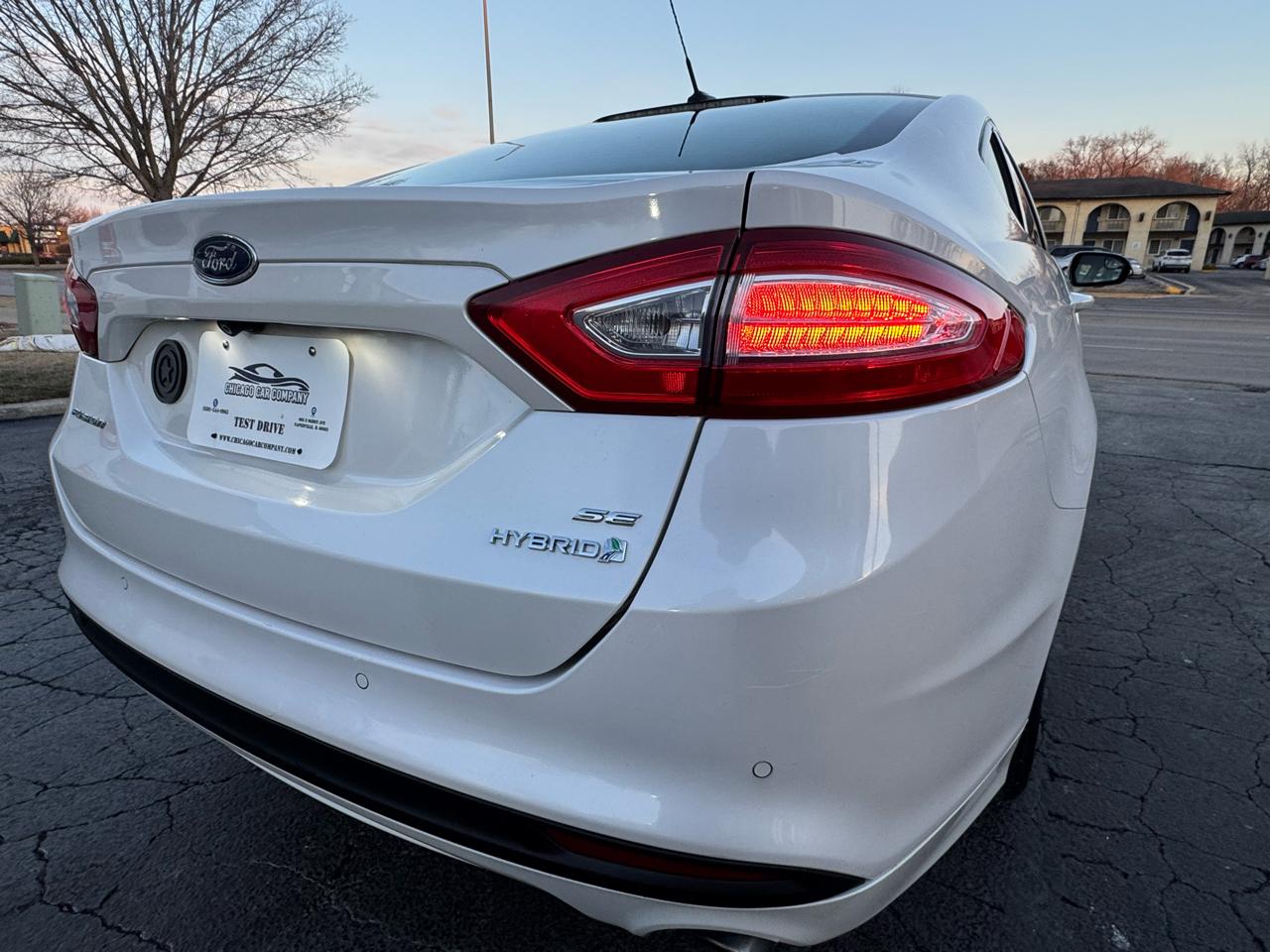 Ford Fusion 4dr Sdn SE Hybrid FWD 2015