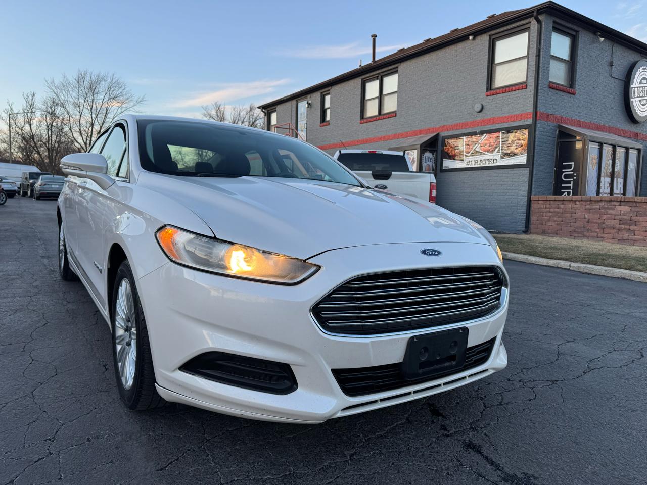 Ford Fusion 4dr Sdn SE Hybrid FWD 2015