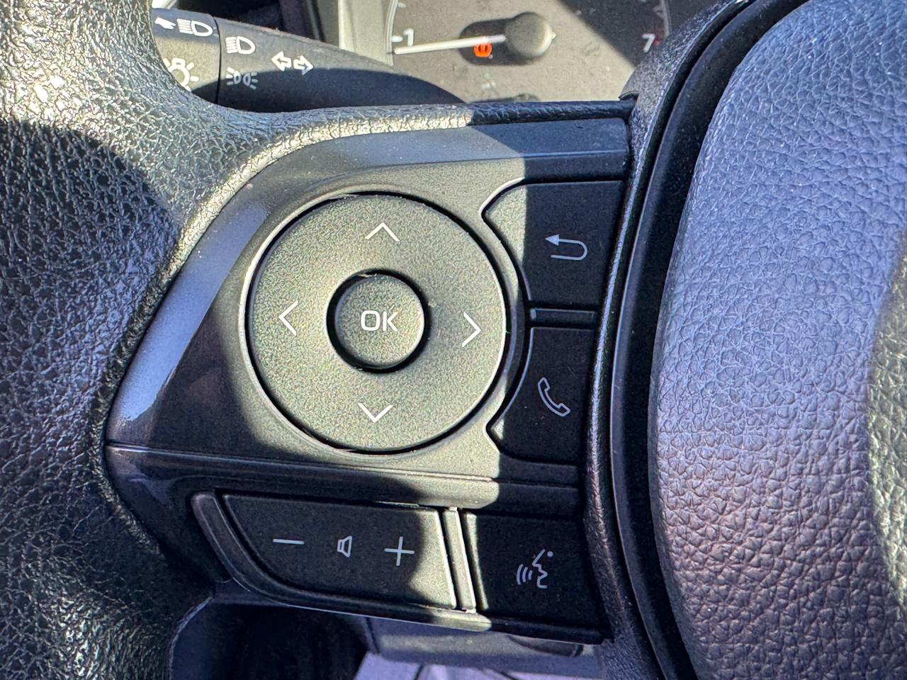 Toyota Corolla LE CVT (Natl) 2025