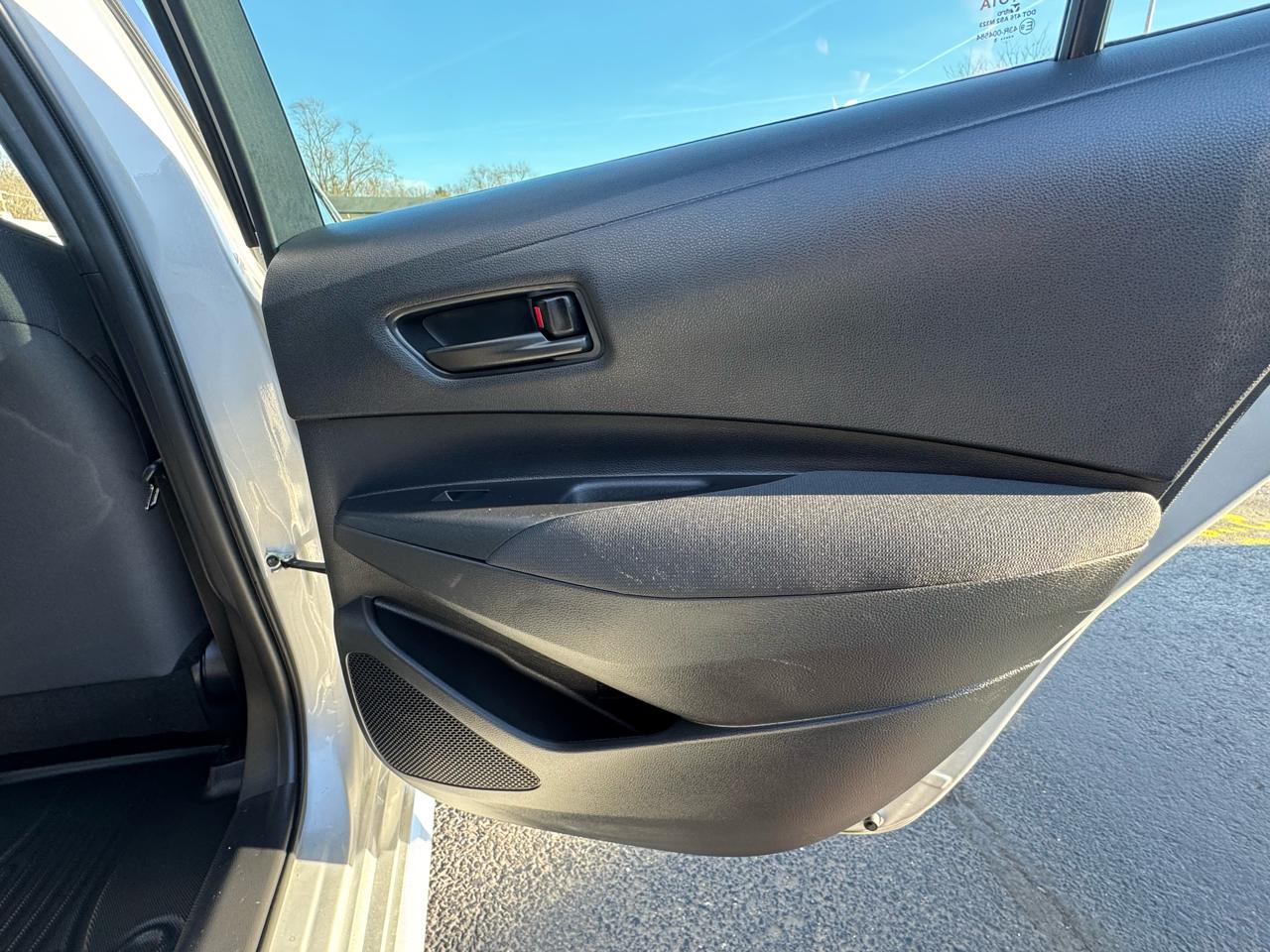 Toyota Corolla LE CVT (Natl) 2025