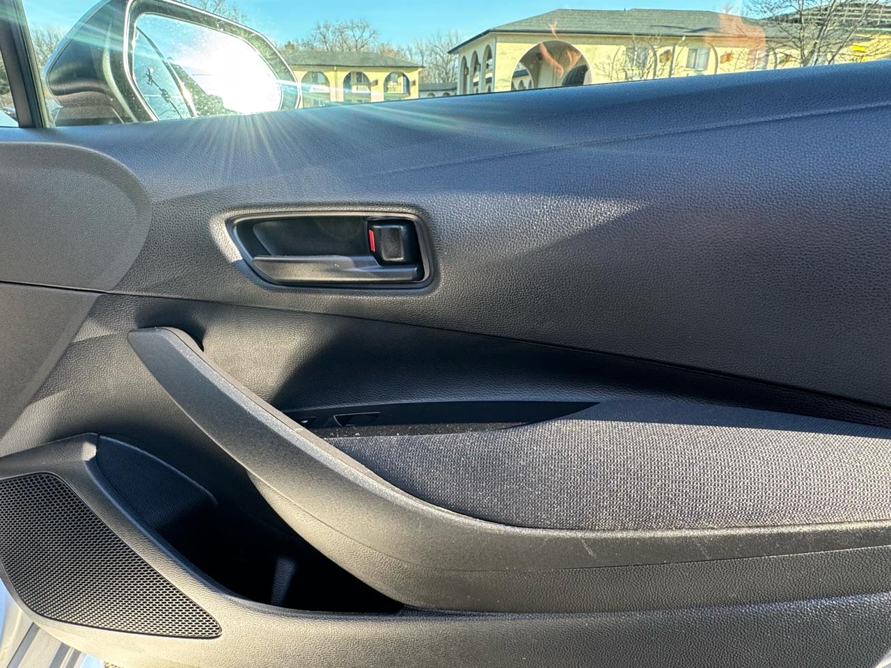 Toyota Corolla LE CVT (Natl) 2025