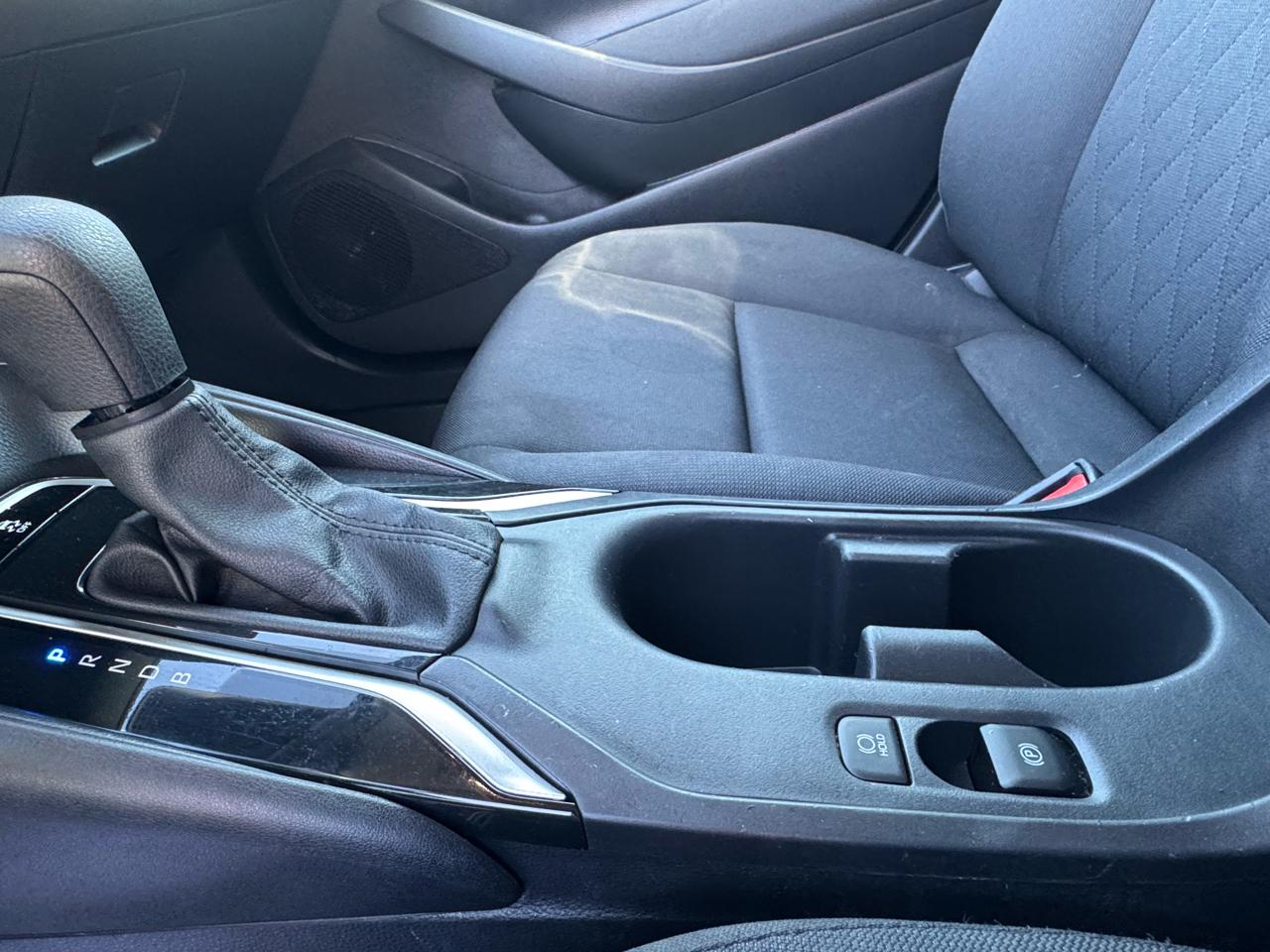 Toyota Corolla LE CVT (Natl) 2025