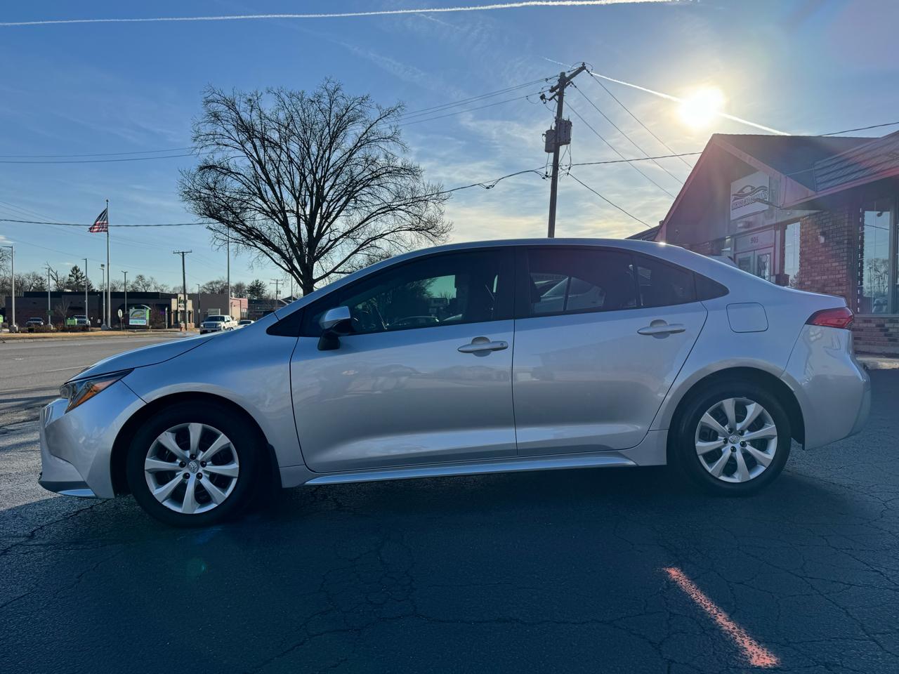 Toyota Corolla LE CVT (Natl) 2025